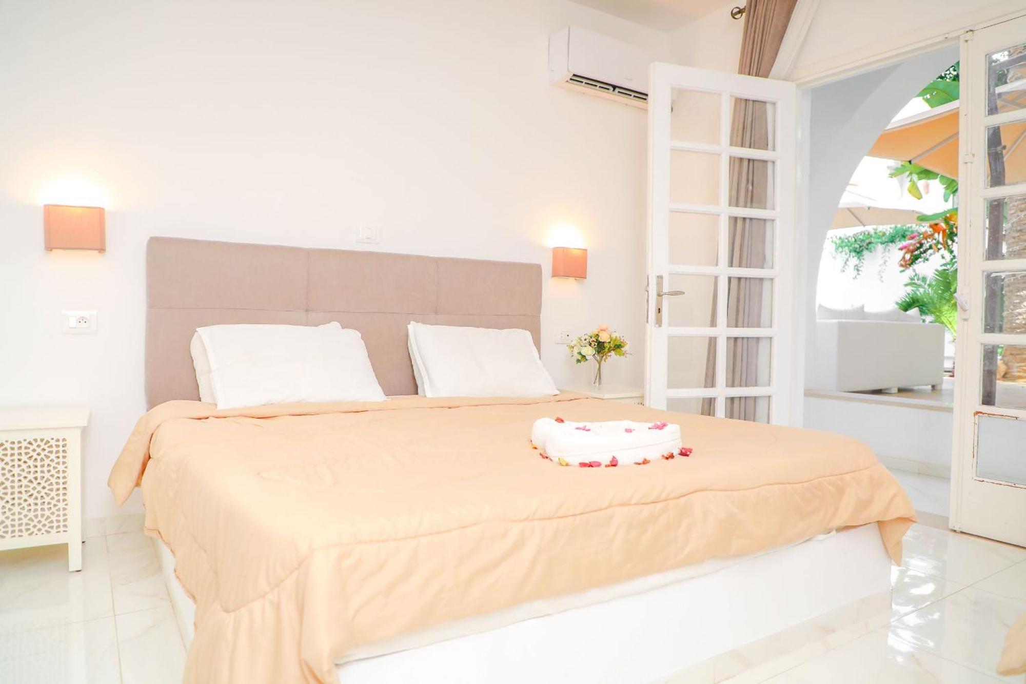 نزل قايا Hotel Gaia Nabeul Exteriör bild